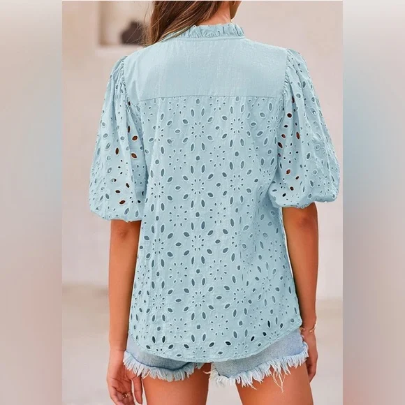 NWT Pretty Garden Eyelet Puff Sleeve Top • XL - Picture 5 of 12